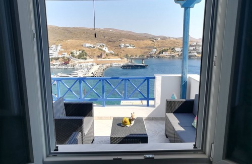Loutra Apartment | Deluxe Suite with Fantastic View - Loutra Kythnos
