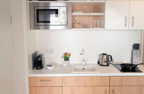 Wieseck Apartment | Deluxe suite with perfect living and working comfort