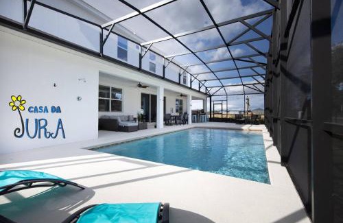 Kissimmee House | Deluxe themed private ROOMS - Ensuite Bath & Pool Access by Casa Da Jura