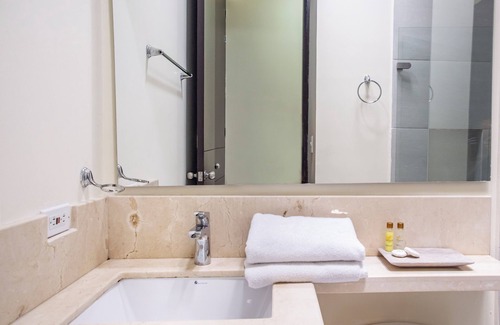 San Gil Hotel | Deluxe Triple con Balcon