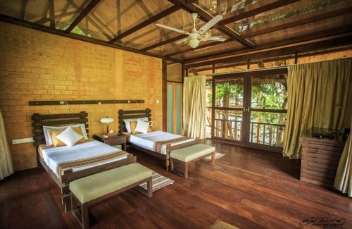 Kaduruduwa Cabin | Deluxe Triple Room