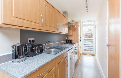 Derby Apartment | Deluxe Two-Bedroom Apartment