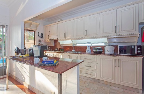 Na Kluea Villa | Deluxe Villa, 4 Bedrooms, Private Pool, Garden View, 10 Mins LK Metro
