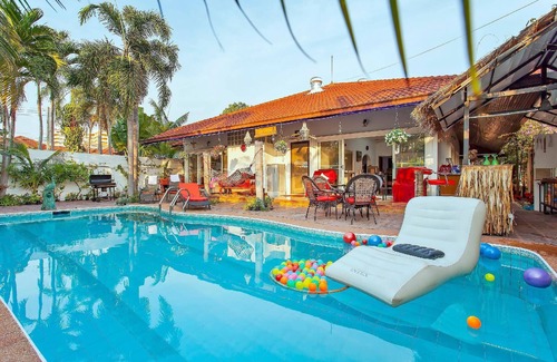 Na Kluea Villa | Deluxe Villa, 4 Bedrooms, Private Pool, Garden View, 10 Mins LK Metro