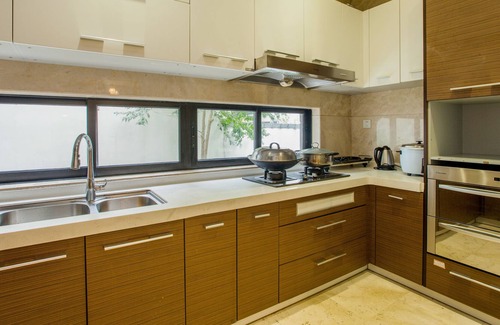 Yuexiu Villa | Deluxe Villa in Mingyue Mountain and Stream