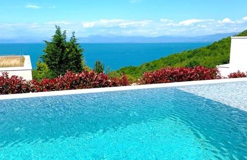 Ishem Villa | Deluxe Villa Jante Infinity Pool