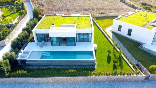 Ishem Villa | Deluxe Villa Jante Infinity Pool