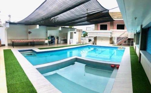 Pansol House | Deluxe Villa Leah Natural Hotspring Resort