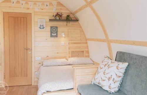 Kirkby Stephen RV Rental | Deluxe Wigwam Cabin With Optional Hot Tub