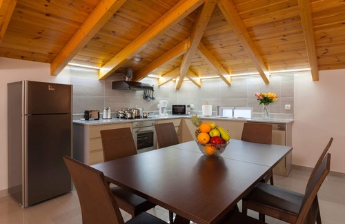 Alonia House | Demargia Villa A - Loft Apartment suitable for 4 persons with communal pool