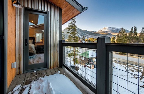Frisco House | Deming Crossing Duplex: Downtown Frisco Chic