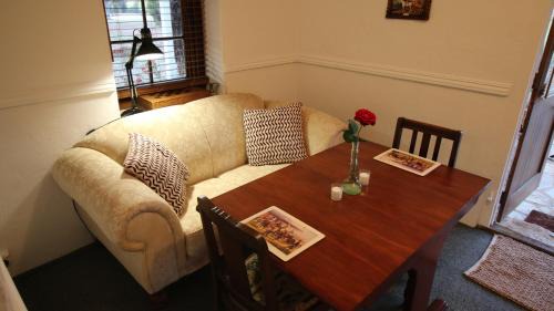 Buckland Ski Chalet | Dempster Cottage