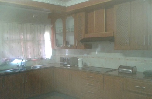 Francistown House | Den View Guest House