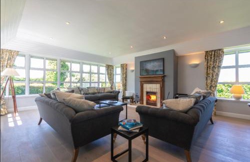 St. Andrews House | Denbrae Cottage West