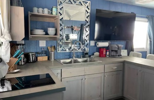 Fredonia Cabin | Denim and Diamonds @ The Wild West 40