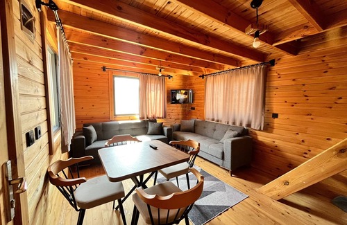 Demre House | Denize sıfır, manzaralı ve teraslı iki katlı mini villalar.