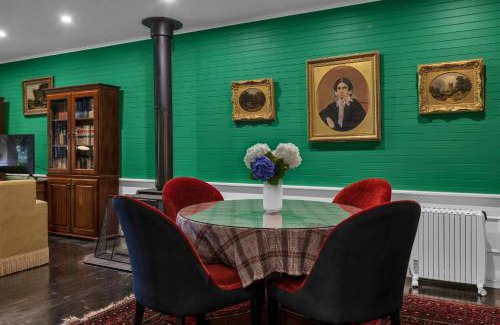 Mount Wilson House | Dennarque Estate