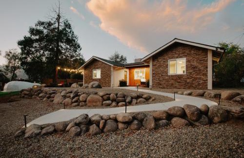 Three Rivers Villa | Dennison House