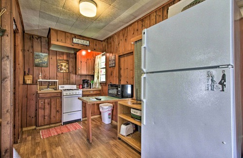 Dent Cabin | Dent Cabin on Star Lake w/Dock, Deck, Dining