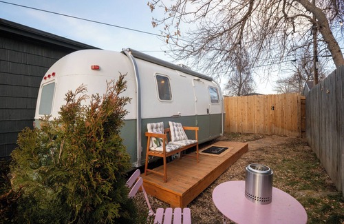 Overland House | Denver Airstream | Close to Levitt, Golf and Great Eats