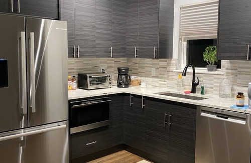 South Park Hill House | Denver-So Park Hill-TOOTHBRUSH & CLOTHES ARE ALL YOU NEED! nSleeps 6-8. Pets OK.