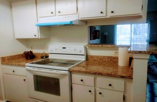 Hampden South Condo | Denver Tech Center Long Term Stay- 2 bedroom/2 bath Entire Home, Fully Furnished