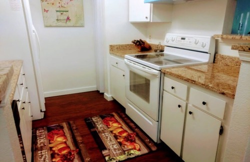 Hampden South Condo | Denver Tech Center Long Term Stay- 2 bedroom/2 bath Entire Home, Fully Furnished