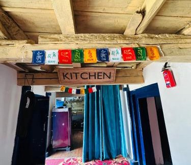 Tehri House | Deodar Village Homestay Devalsari
