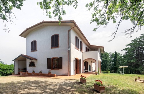 Santa Maria a Monte Villa | Deodara in Santa Maria a Monte , Toscana
