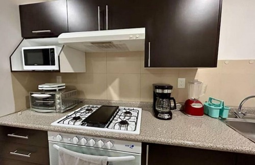 Queretaro Municipality Apartment | Depa. Planta Baja Uvm, Juriquilla, Querétaro
