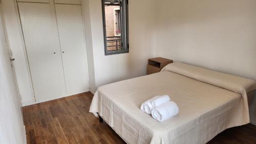 San Nicolas de los Arroyos Apartment | Departamento Centrico con vista única a Plaza Sarmiento