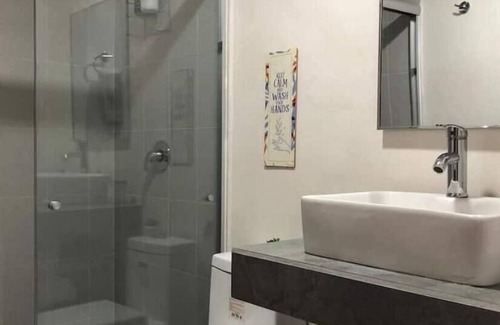 San Juan de Dios Apartment | Departamento con alberca climatizada en la zona centro de Guadalajara