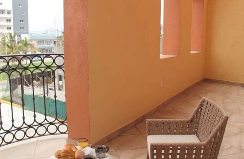 Marina Mazatlan Apartment | Departamento en frente de la playa en Cerritos Mazatlán