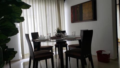 Manzanillo Apartment | Departamento equipado a unos pasos de la playa, 2 Recamaras Aire acondicionado
