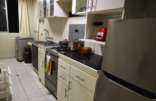 Coronel Gregorio Albarracin Lanchipa Apartment | Departamento Familiar P5