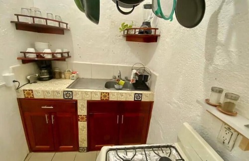 Calzada Madero House | Departamento Huzares" wifi 100 Mbps.