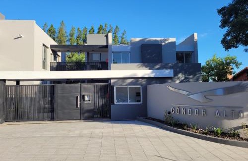 Villa Allende Apartment | Departamento impecable ,complejo cerrado, asador y pileta