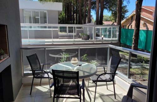 Villa Allende Apartment | Departamento impecable ,complejo cerrado, asador y pileta