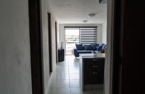San Juan de Dios Apartment | Departamento La Choza Central Pool in GDL downtown
