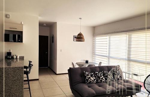San Pedro Tlaquepaque Apartment | Departamento Loma-Alta