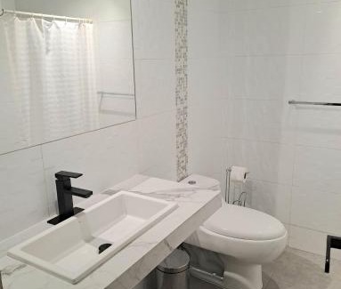 La Molina Apartment | Departamento Moderno & Espacioso en Lima La Molina