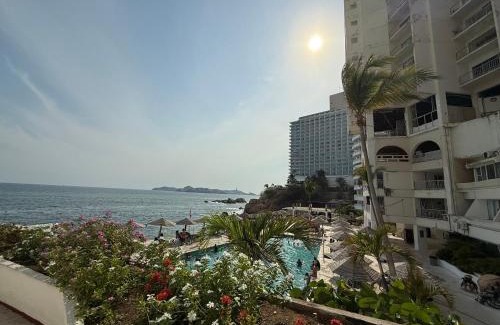 Costera Acapulco Apartment | Departamento nuevo con Vista al Mar!