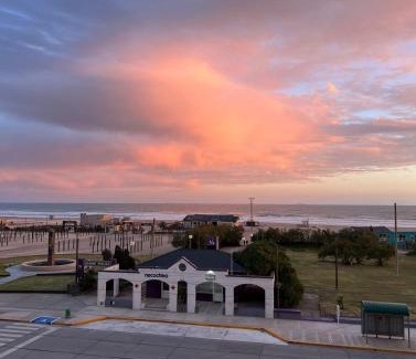 Necochea Apartment | Departamento vista al mar