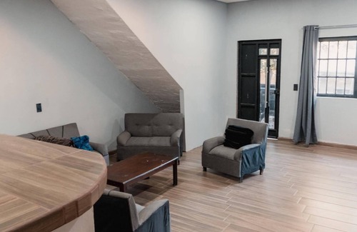 El Arenal Apartment | Department Las Piedras (On the Tequila Route and Gateway to the Agave Landscape)