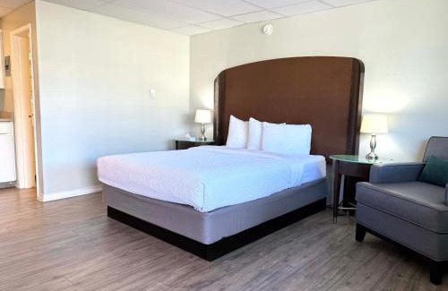Regional District of Nanaimo Hotel | Departure Bay Motel