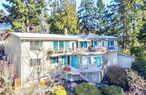 Departure Bay House | Departure view