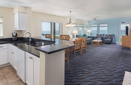 Depoe Bay Condo | Depoe Bay Condo! Right on the Ocean! Fantastic Views! (Nights 5, 6 &7 only $50)