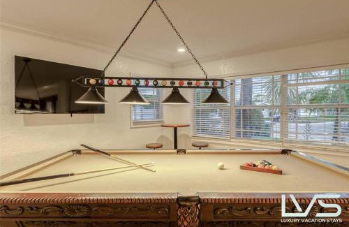Poinsettia Heights House | Deporte-Beach HeatedPool PuttingGreen PingPong