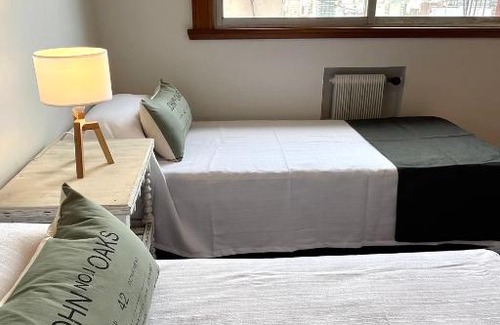 La Perla Apartment | Depto CENTRO 2 dormitorios con Balcón y COCHERA piso 15