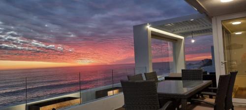 Renaca Apartment | Depto equipado frente al mar. Excelente terraza